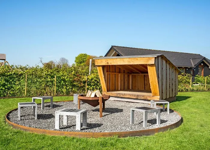 Four-bedroom In Ferienhaus